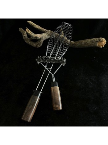 Решітка гриль "Рибка" + щітка (горіх стабілізований)