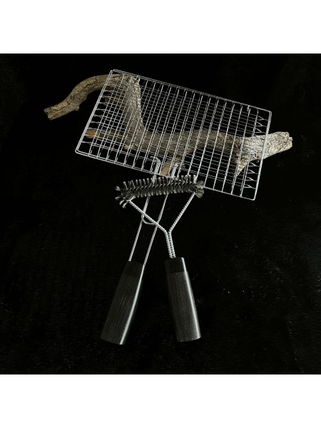 Решітка гриль "Ковбаски" + щітка (дуб морений стабілізований)