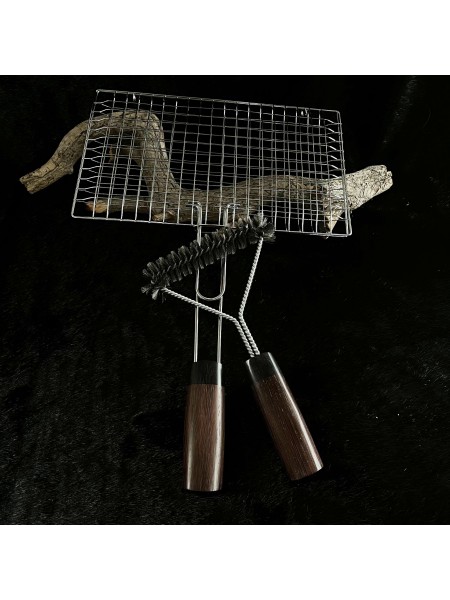 Решітка гриль "Ковбаски" + щітка (венге стабілізований)